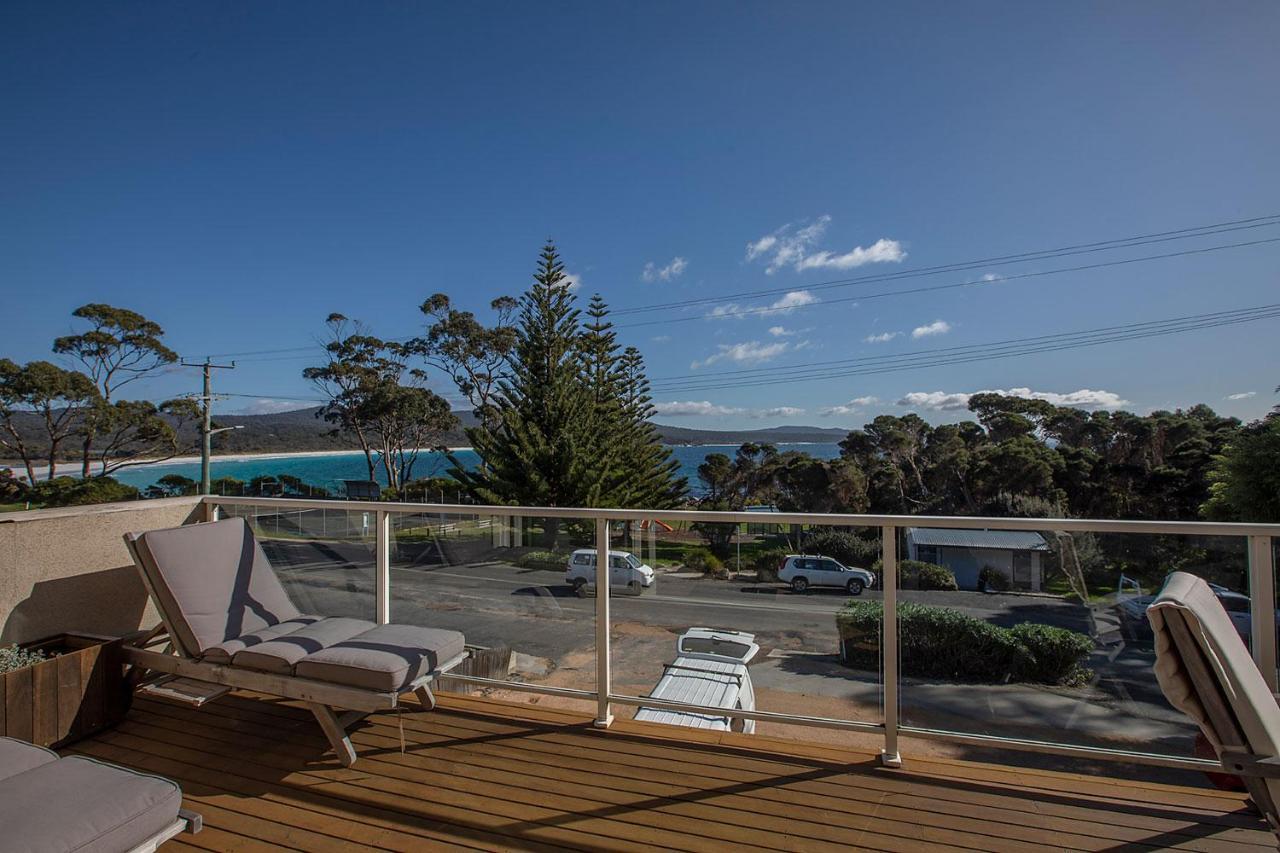 Quarterdeck Apartment Binalong Bay エクステリア 写真